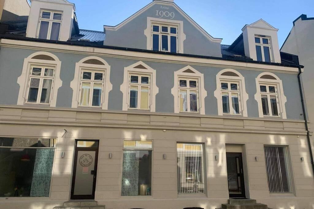 Lekker Stor Hybel I Herskapelig Sentrumsbygard. Notodden Exterior foto